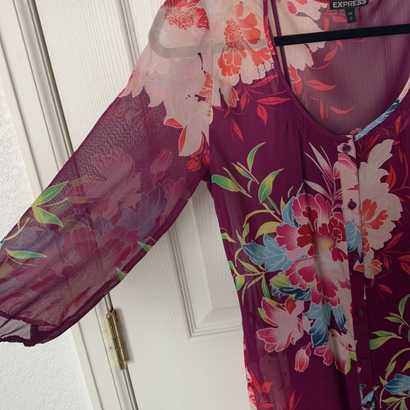 Floral light sheer dress. - Picture 4 of 6